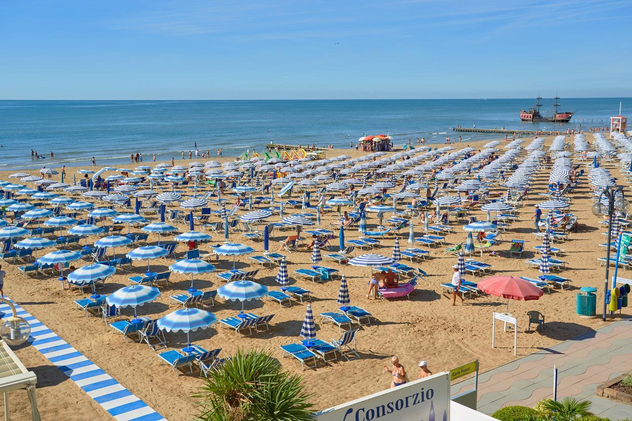 Hotel Villa Gioiosa Lido di Jesolo Kültér fotó